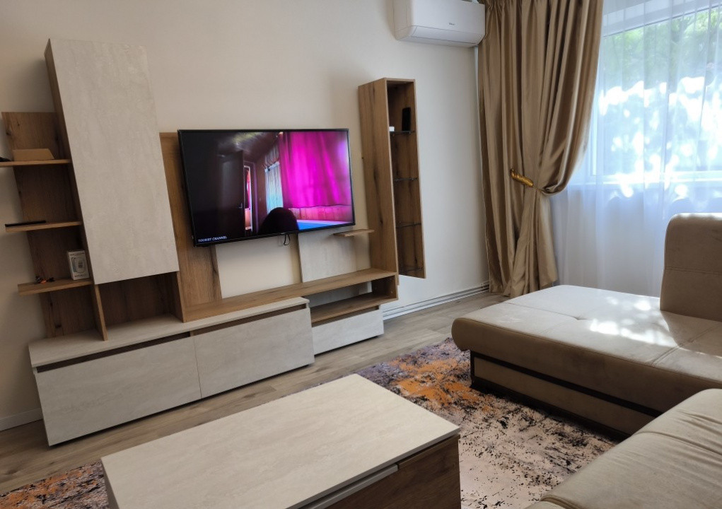 Aviatiei / 3 camere / Decomandat / Centrala proprie / AC