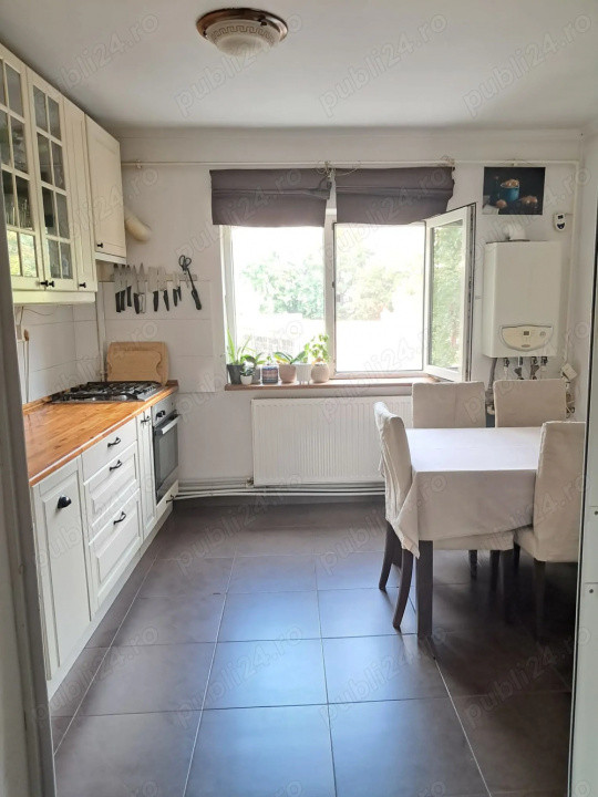 Nerva Traian / 3 Camere / Centrala proprie / Aer Conditionat / Decomandat