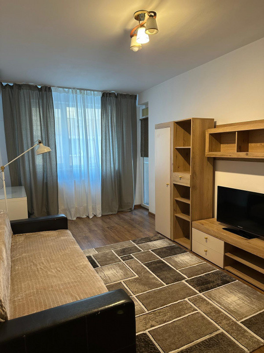 Apartament premium 3 camere,centrala proprie+loc parcare.