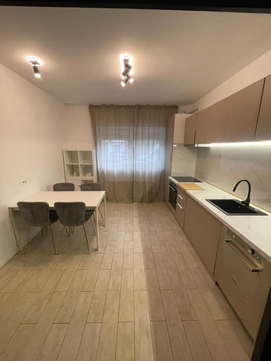 Apartament 3 camere  Spatios | De Inchiriat | Pipera | Parcare