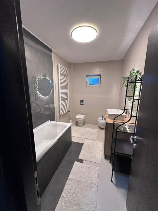 Apartament 3 camere  Spatios | De Inchiriat | Pipera | Parcare