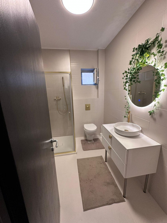 Apartament 3 camere  Spatios | De Inchiriat | Pipera | Parcare