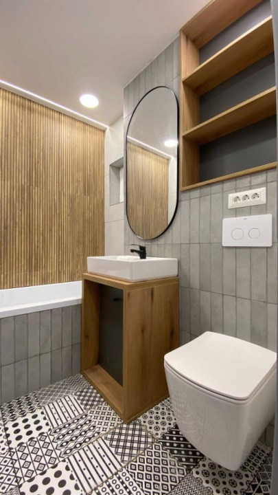 Tineretului / 3 Camere / Balcon / Bloc Reabilitat