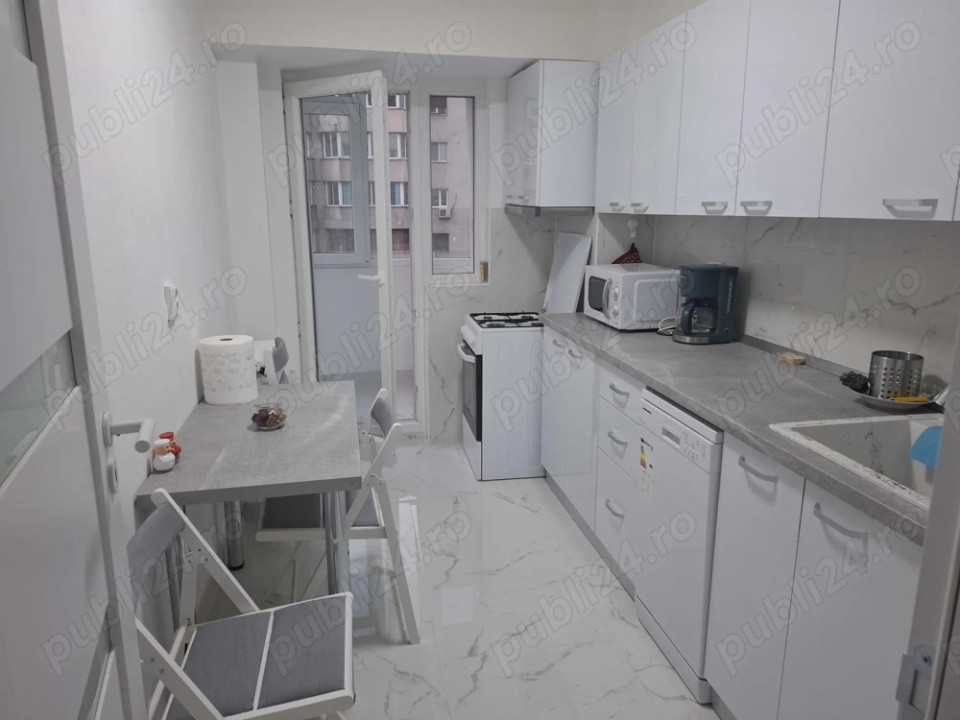 Inchiriez apartament 3 camere Piata Victoriei