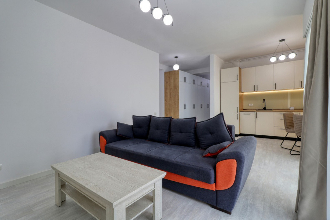 3 camere Decebal