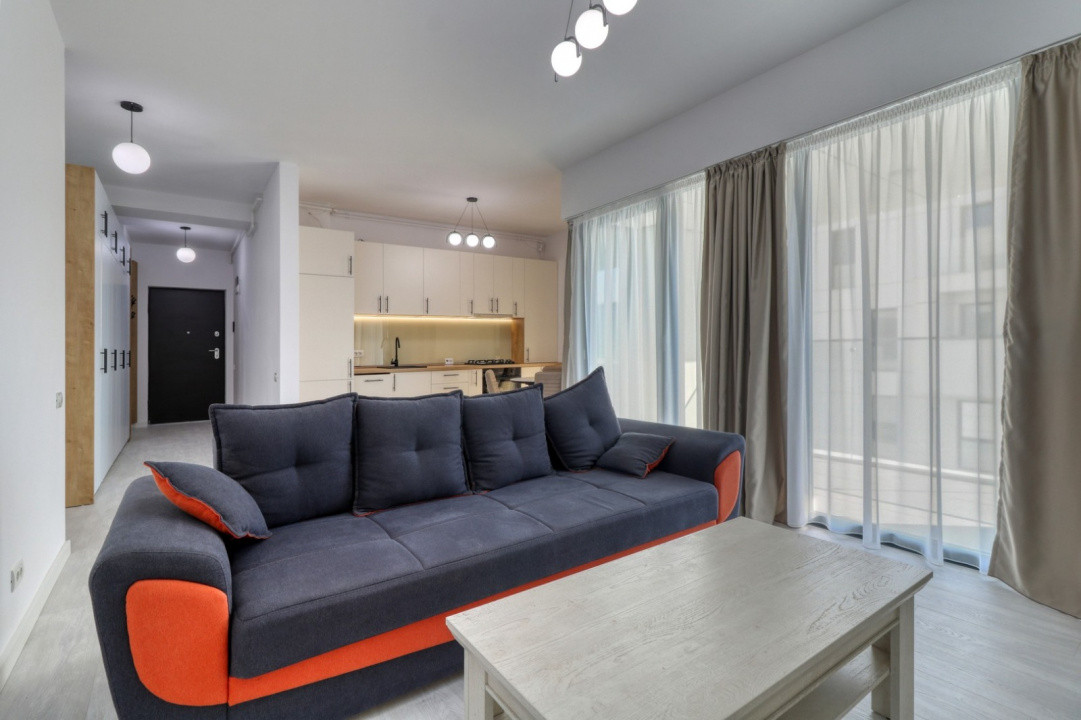 3 camere Decebal
