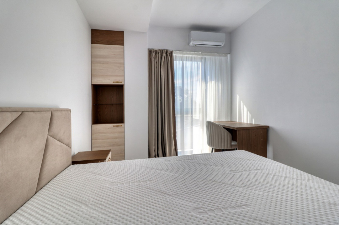 3 camere Decebal