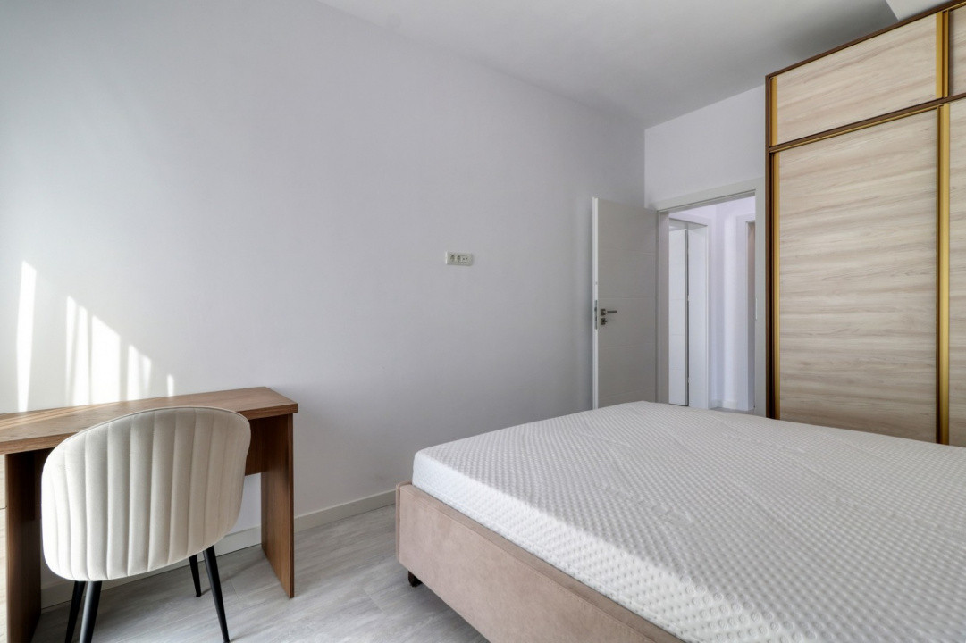 3 camere Decebal