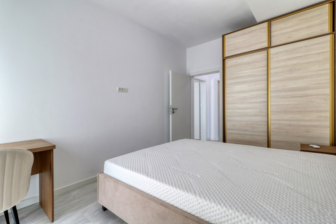 3 camere Decebal