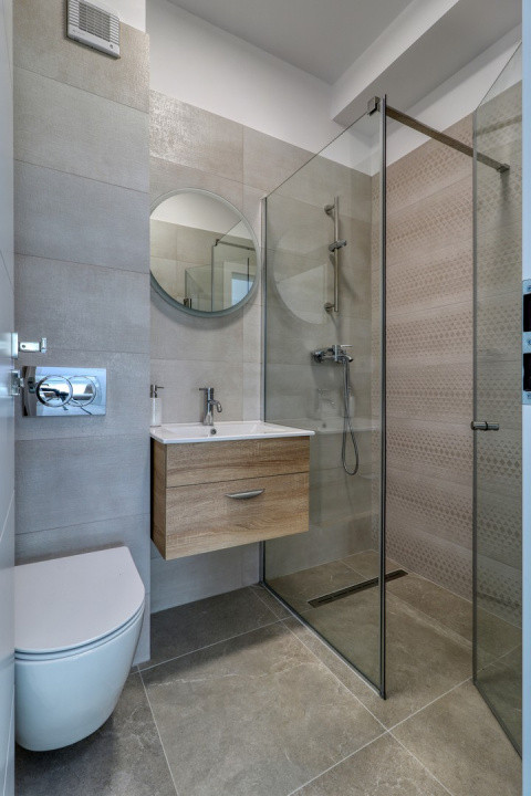3 camere Decebal