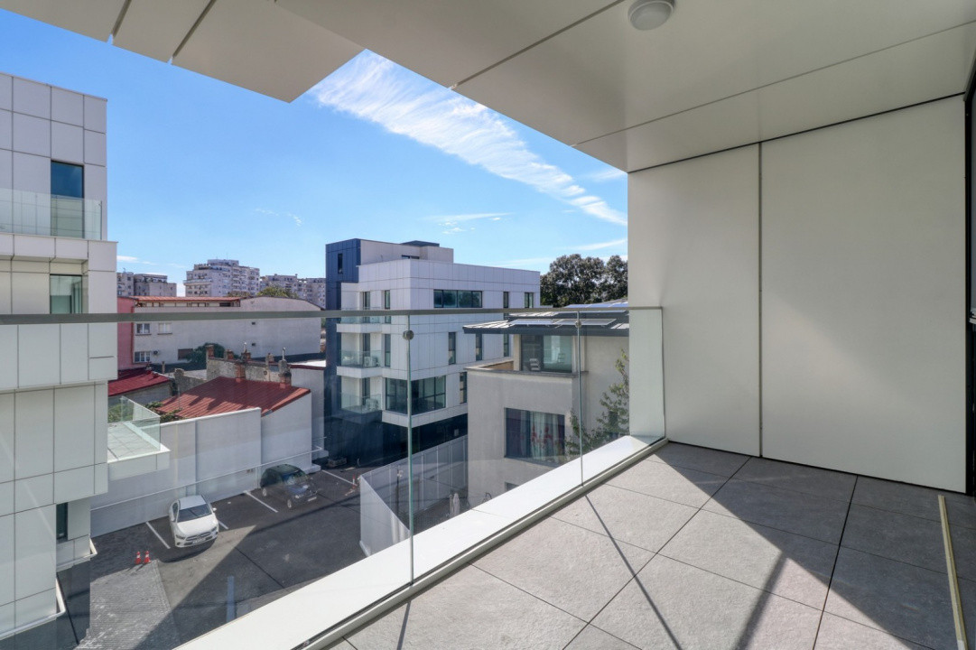 3 camere Decebal