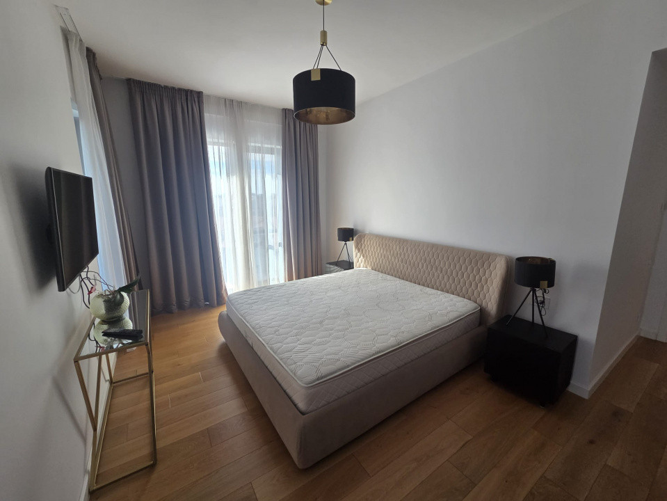 4 camere LUX, Penthouse Victoriei