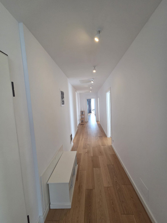 4 camere LUX, Penthouse Victoriei