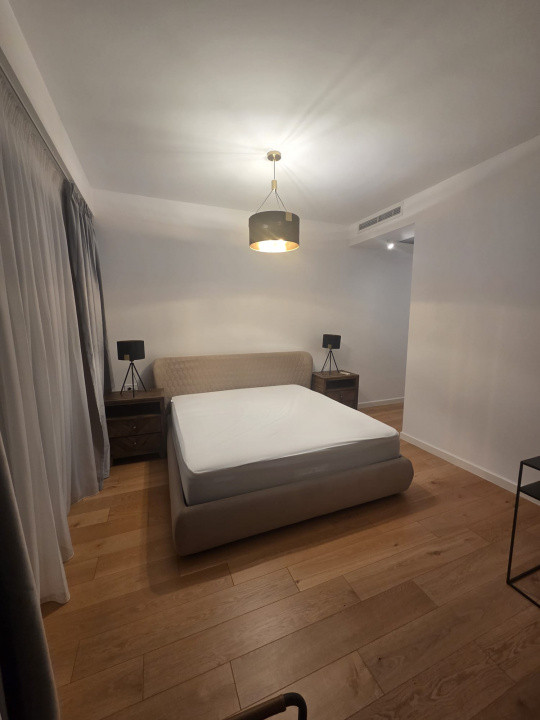 4 camere LUX, Penthouse Victoriei