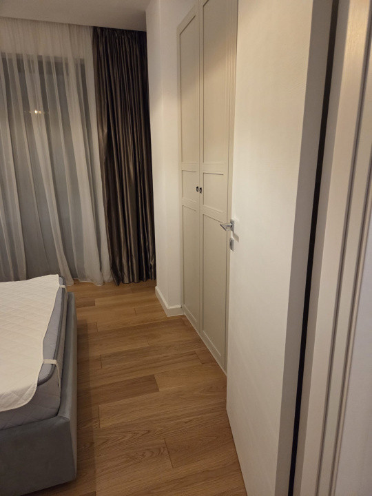 4 camere LUX, Penthouse Victoriei