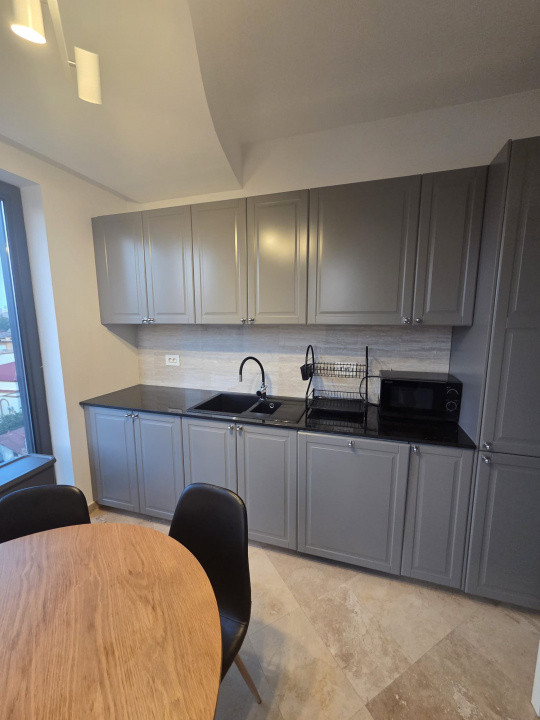 4 camere LUX, Penthouse Victoriei