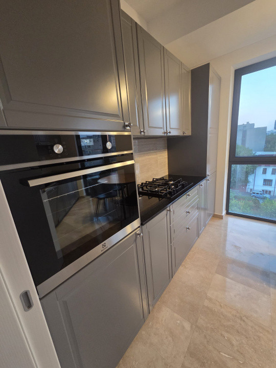 4 camere LUX, Penthouse Victoriei