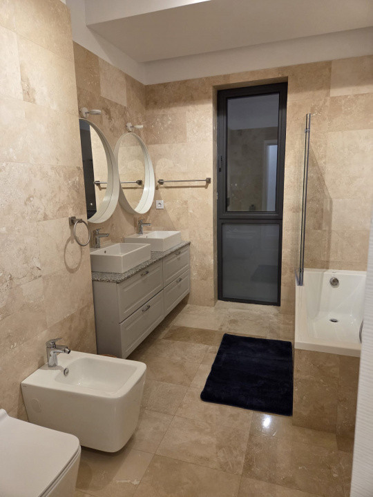 4 camere LUX, Penthouse Victoriei