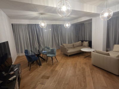 4 camere LUX, Penthouse Victoriei
