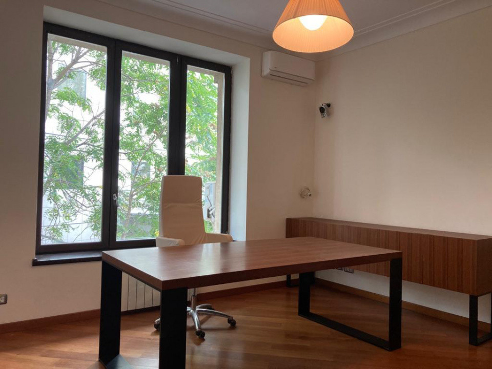 Calea Victoriei / Aer Conditionat / 150 mp 