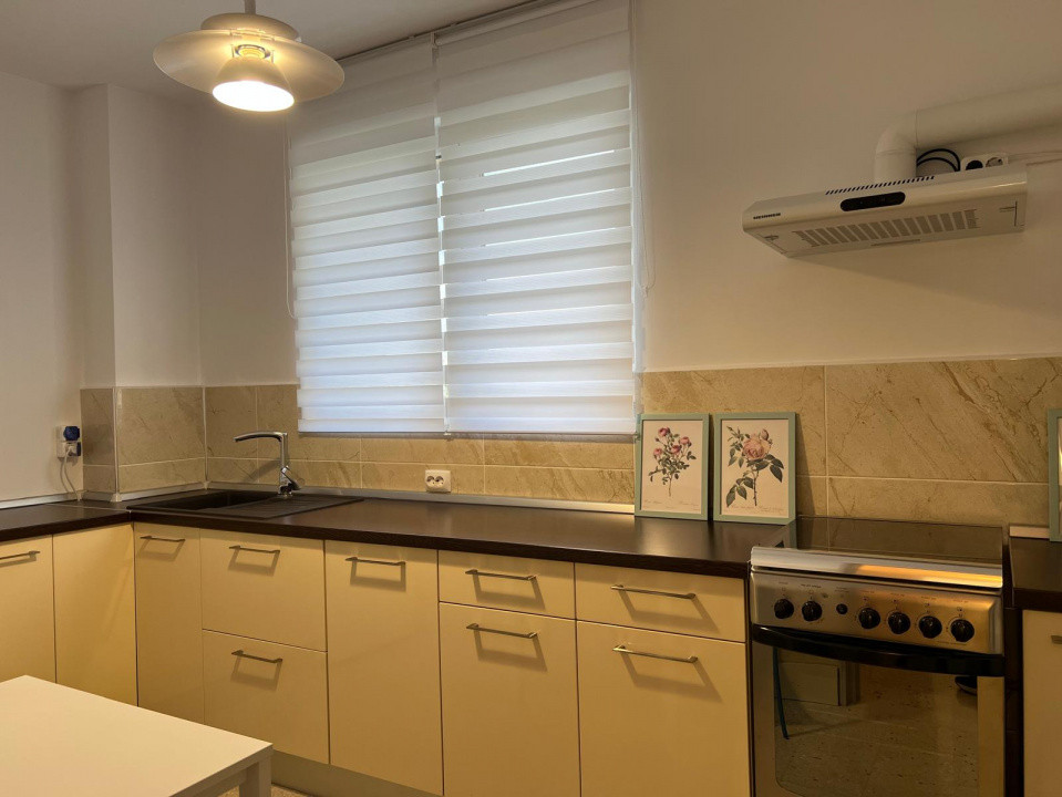 Închiriere apartament 3 camere prima închiriere după renovare designer interior