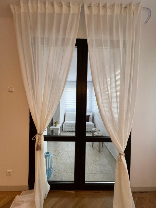 Închiriere apartament 3 camere prima închiriere după renovare designer interior