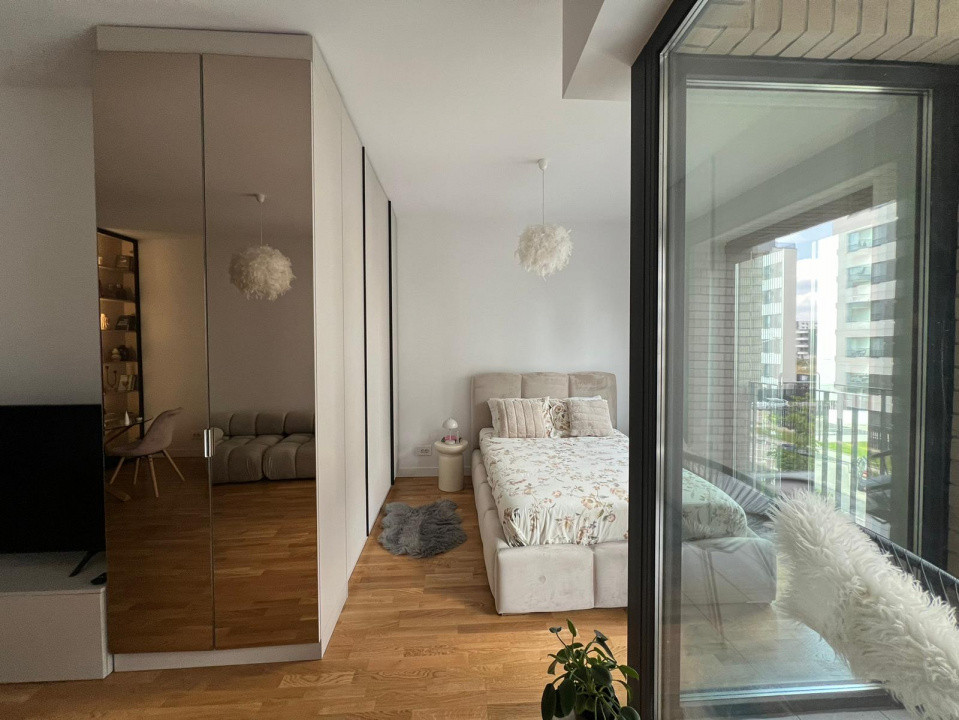 Studio Dublu / 41 mp / Balcon / Aer Conditionat