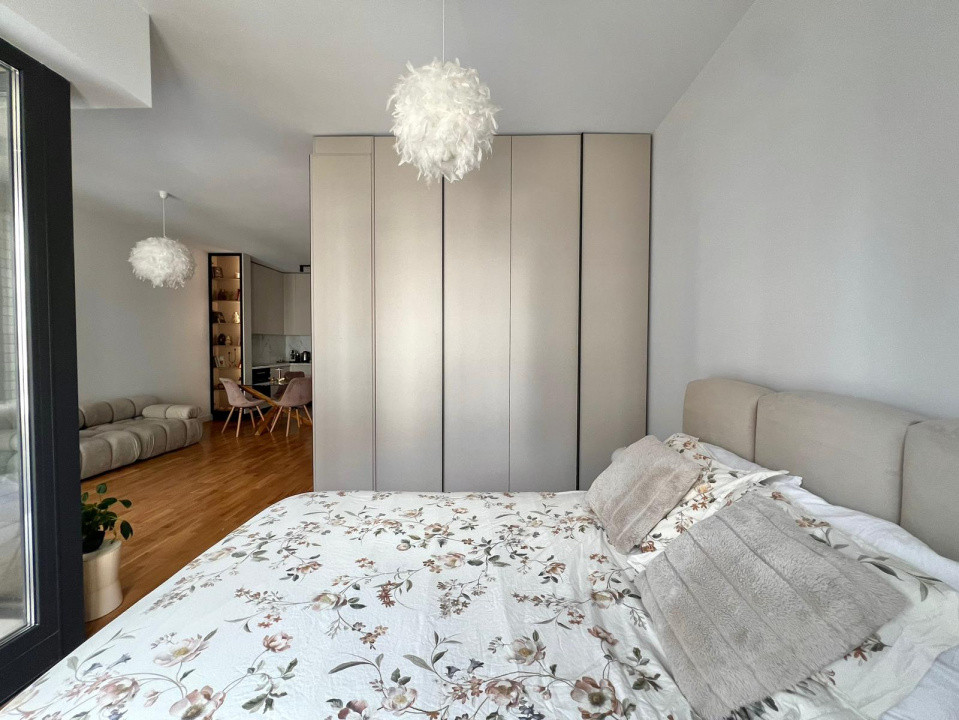 Studio Dublu / 41 mp / Balcon / Aer Conditionat