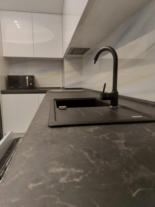 Apartament 3 camere| De Inchiriat | Cortina Noth | Parcare Subterana