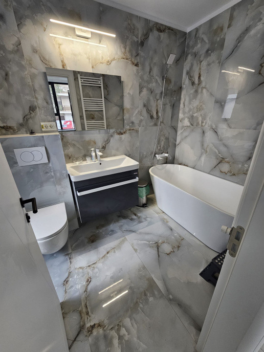 De închiriat | Casă 6 camere | P+2 | Incalzire în pardoseală