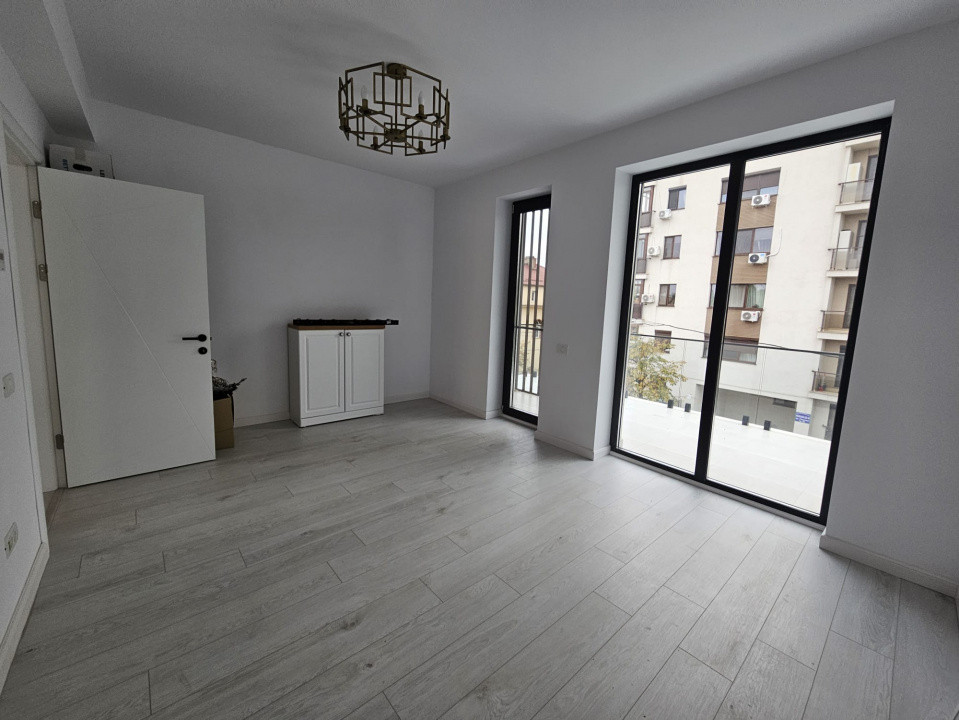 De închiriat | Casă 6 camere | P+2 | Incalzire în pardoseală