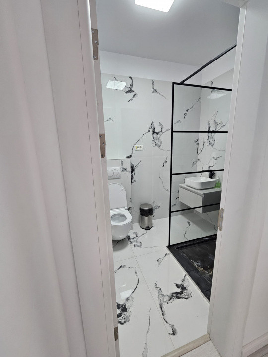 De închiriat | Casă 6 camere | P+2 | Incalzire în pardoseală