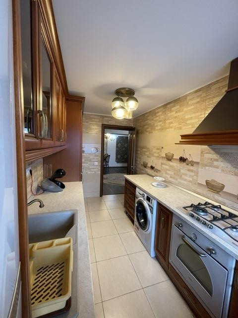 Apartament cu 3 camere - super modern - 85mp - zona Alba Iulia
