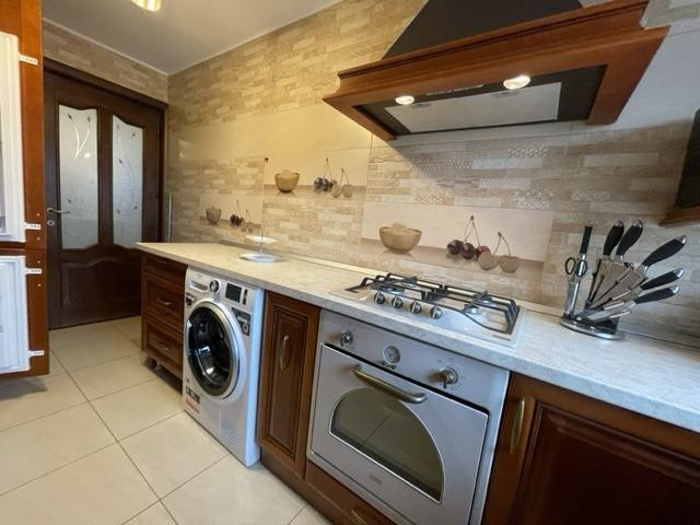 Apartament cu 3 camere - super modern - 85mp - zona Alba Iulia