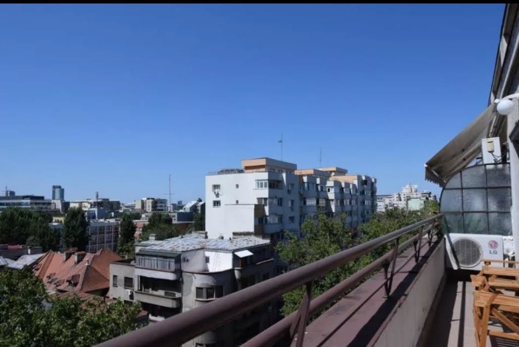 Dorobanti Ap. Bloc Patrimoniu Zodiac 2min Metrou