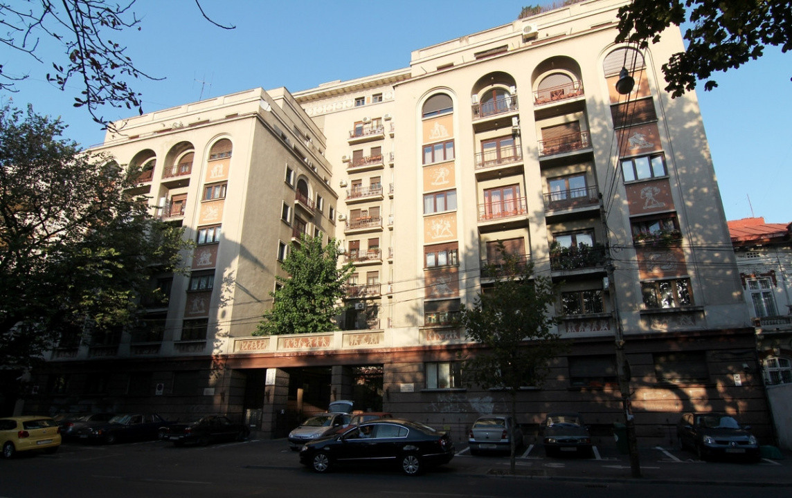 Dorobanti Ap. Bloc Patrimoniu Zodiac 2min Metrou