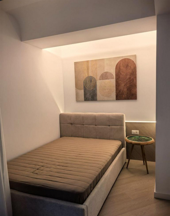De închiriat | Studio 45 mp | Cortina North | Etaj 5 |