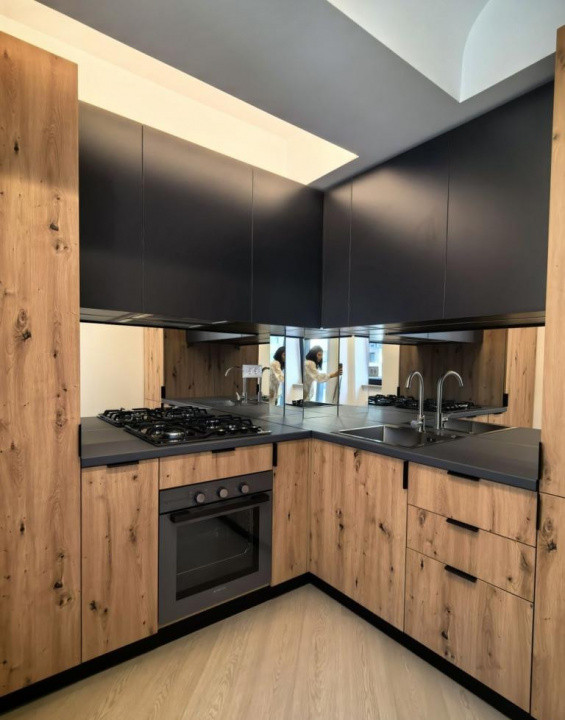 De închiriat | Studio 45 mp | Cortina North | Etaj 5 |