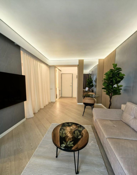 De închiriat | Studio 45 mp | Cortina North | Etaj 5 |