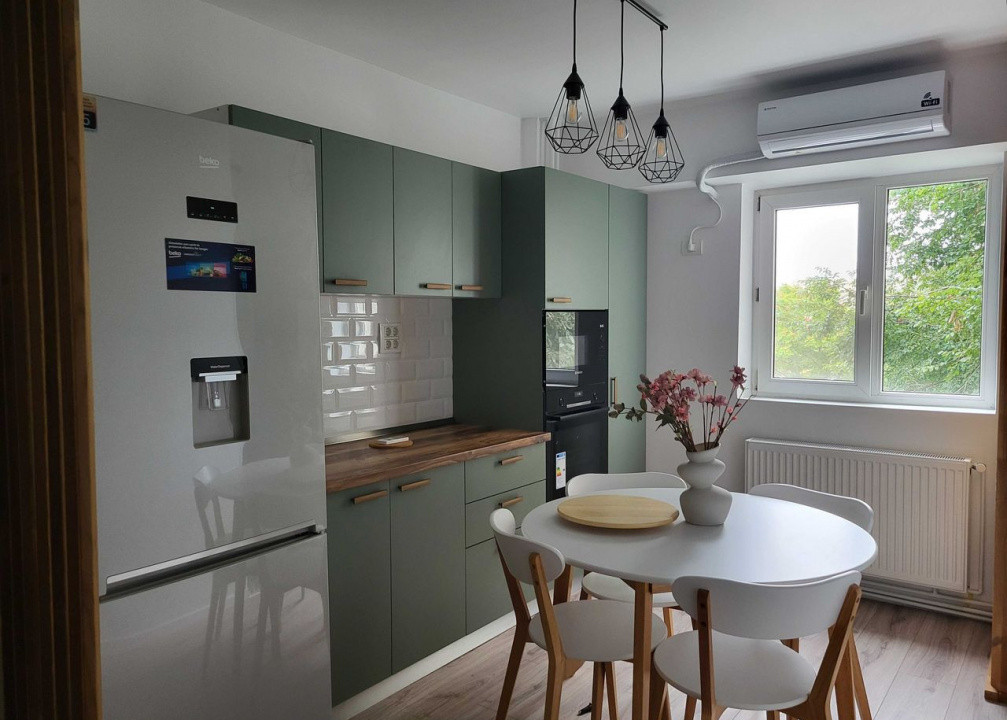 Apartament 3 camere, 80mp, renovat in 2025 - zona - Calea Calarasilor