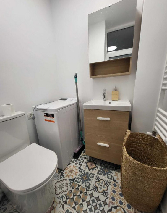 Apartament 3 camere, 80mp, renovat in 2025 - zona - Calea Calarasilor