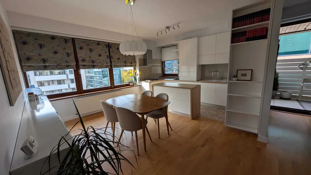 Apartament de inchiriat 3 camere l Aviatiei l 110 mp