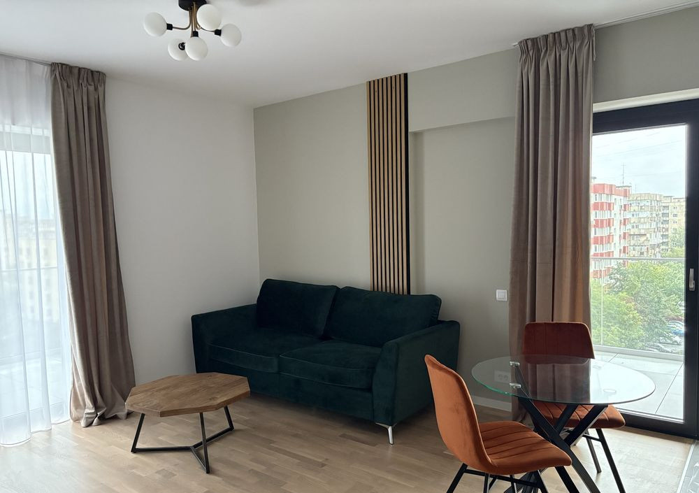 Apartament decomandat cu 2 camere, Calea 13 Septembrie cu loc de parcare inclus