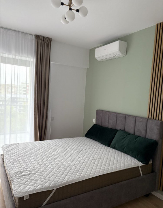 Apartament decomandat cu 2 camere, Calea 13 Septembrie cu loc de parcare inclus