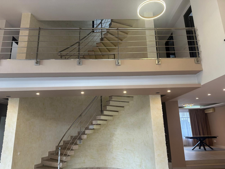 Vila de lux | Iancu Nicolae | 6 dormitoare | 4 bai