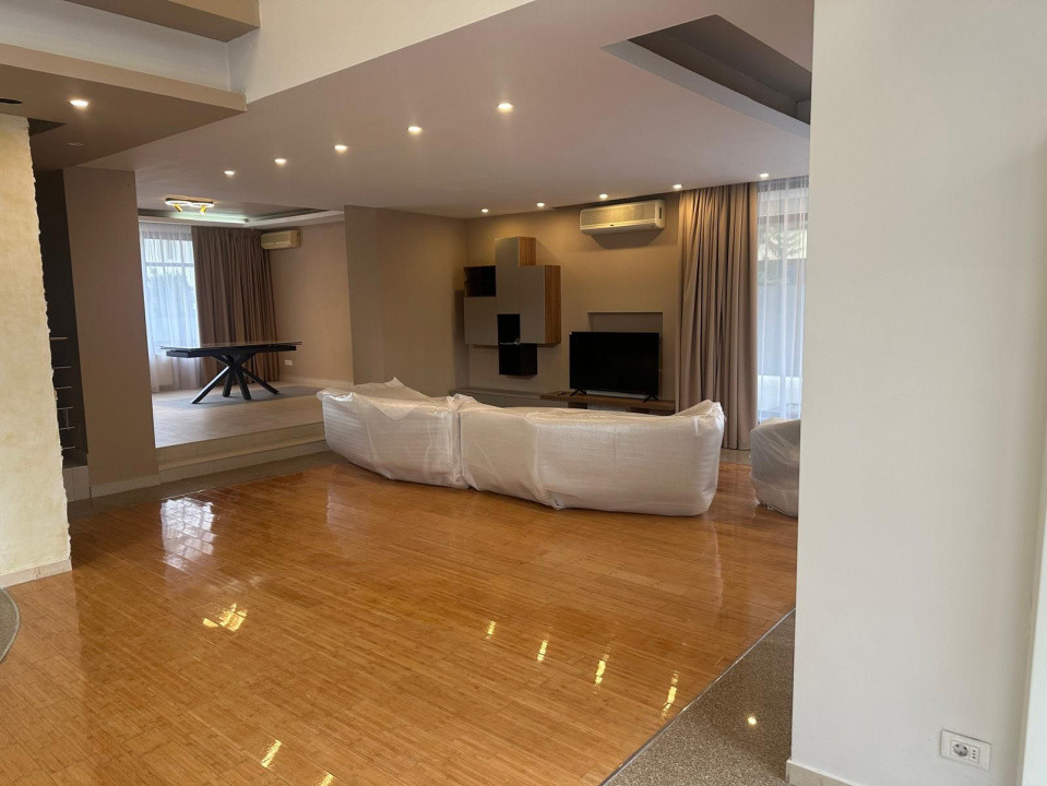 Vila de lux | Iancu Nicolae | 6 dormitoare | 4 bai