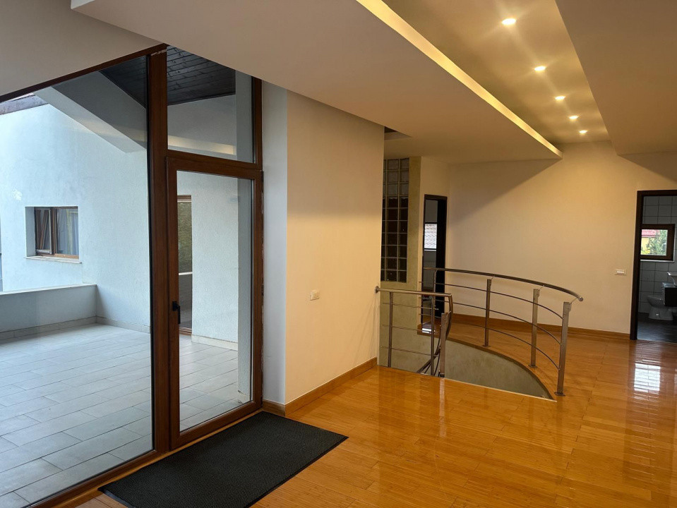 Vila de lux | Iancu Nicolae | 6 dormitoare | 4 bai