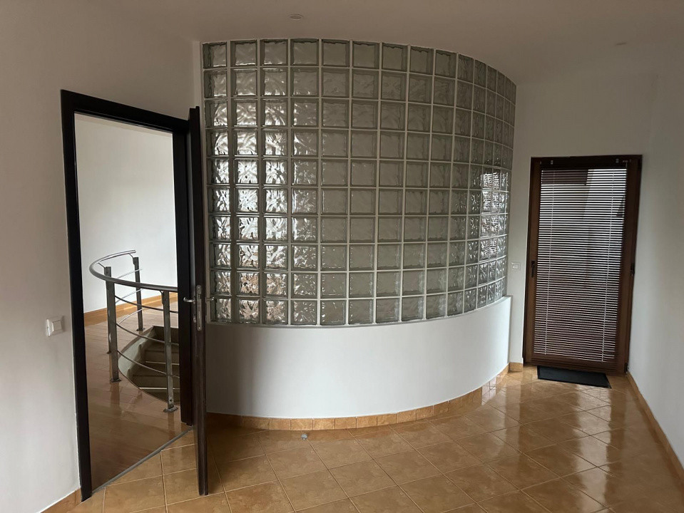 Vila de lux | Iancu Nicolae | 6 dormitoare | 4 bai