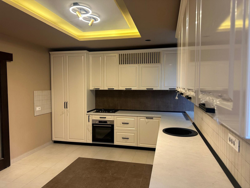 Vila de lux | Iancu Nicolae | 6 dormitoare | 4 bai