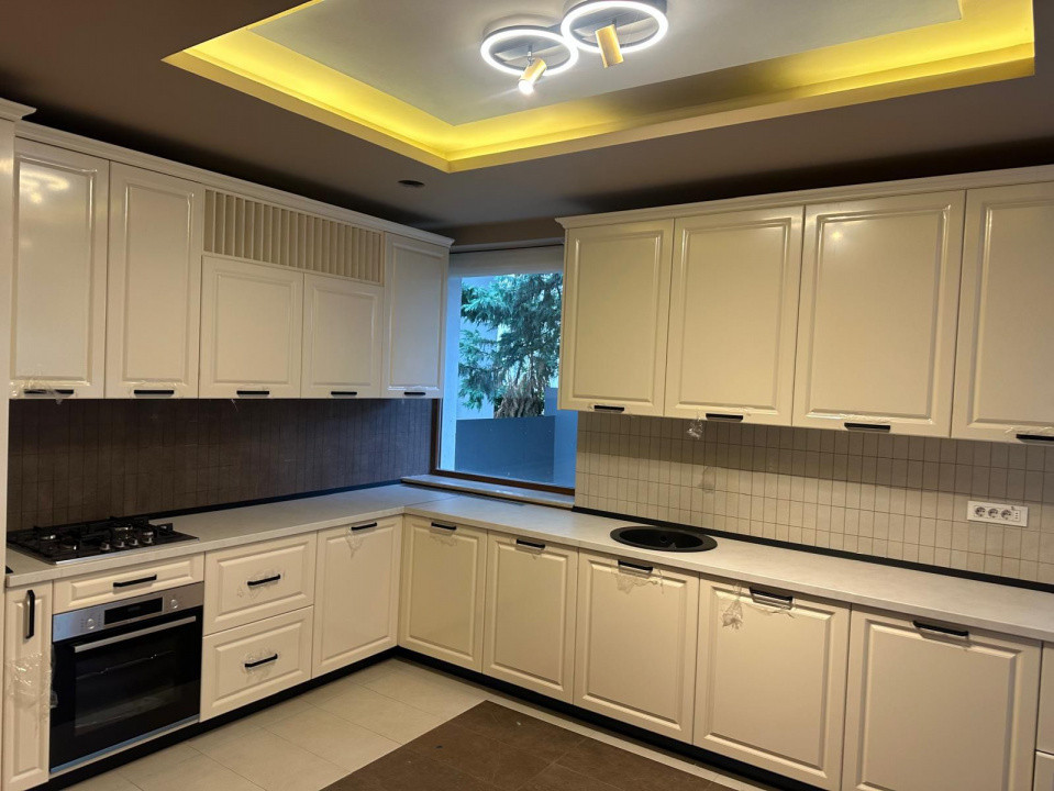 Vila de lux | Iancu Nicolae | 6 dormitoare | 4 bai